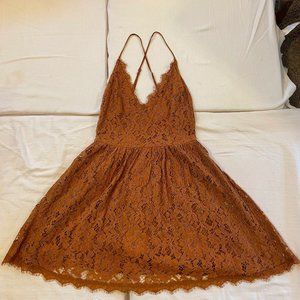 Strappy Lace Dress M